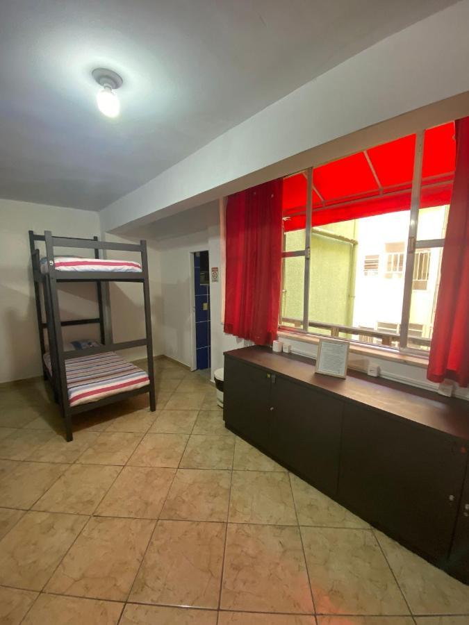 Albergue Ipanema Club *